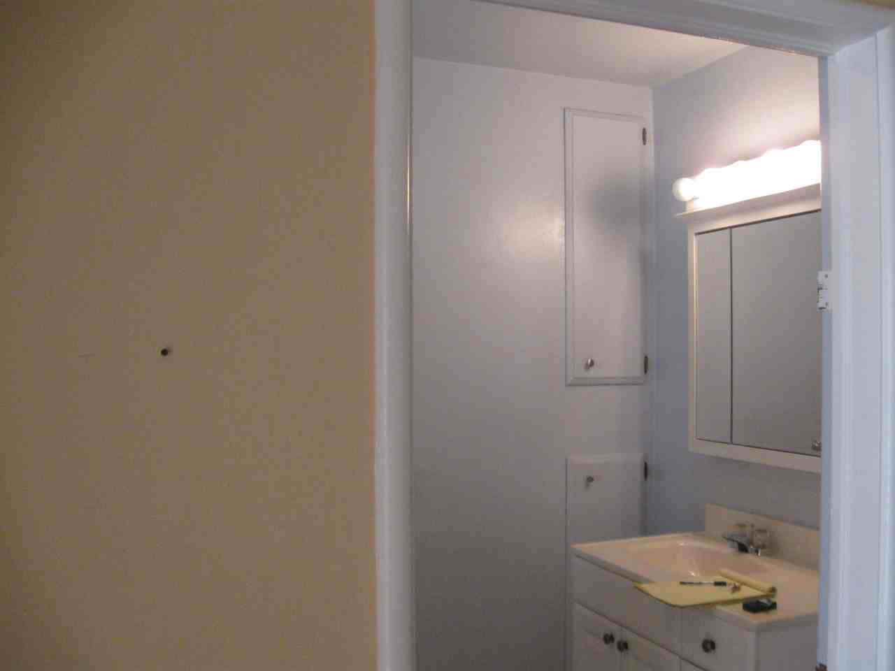 3032 N Inyo St - Photo 4 of 6