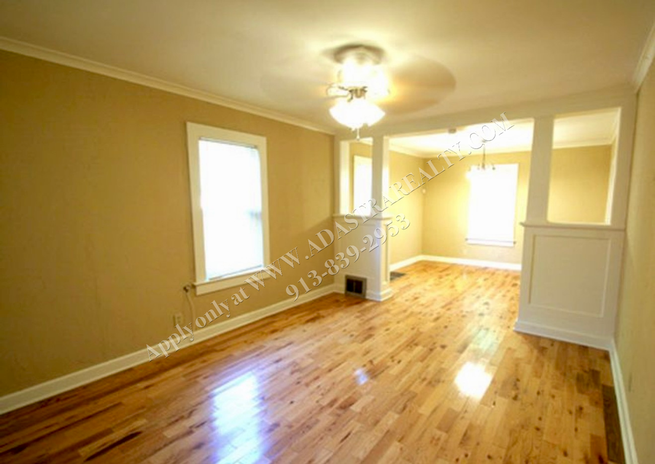 12 E 78th Ter - Photo 4 of 8