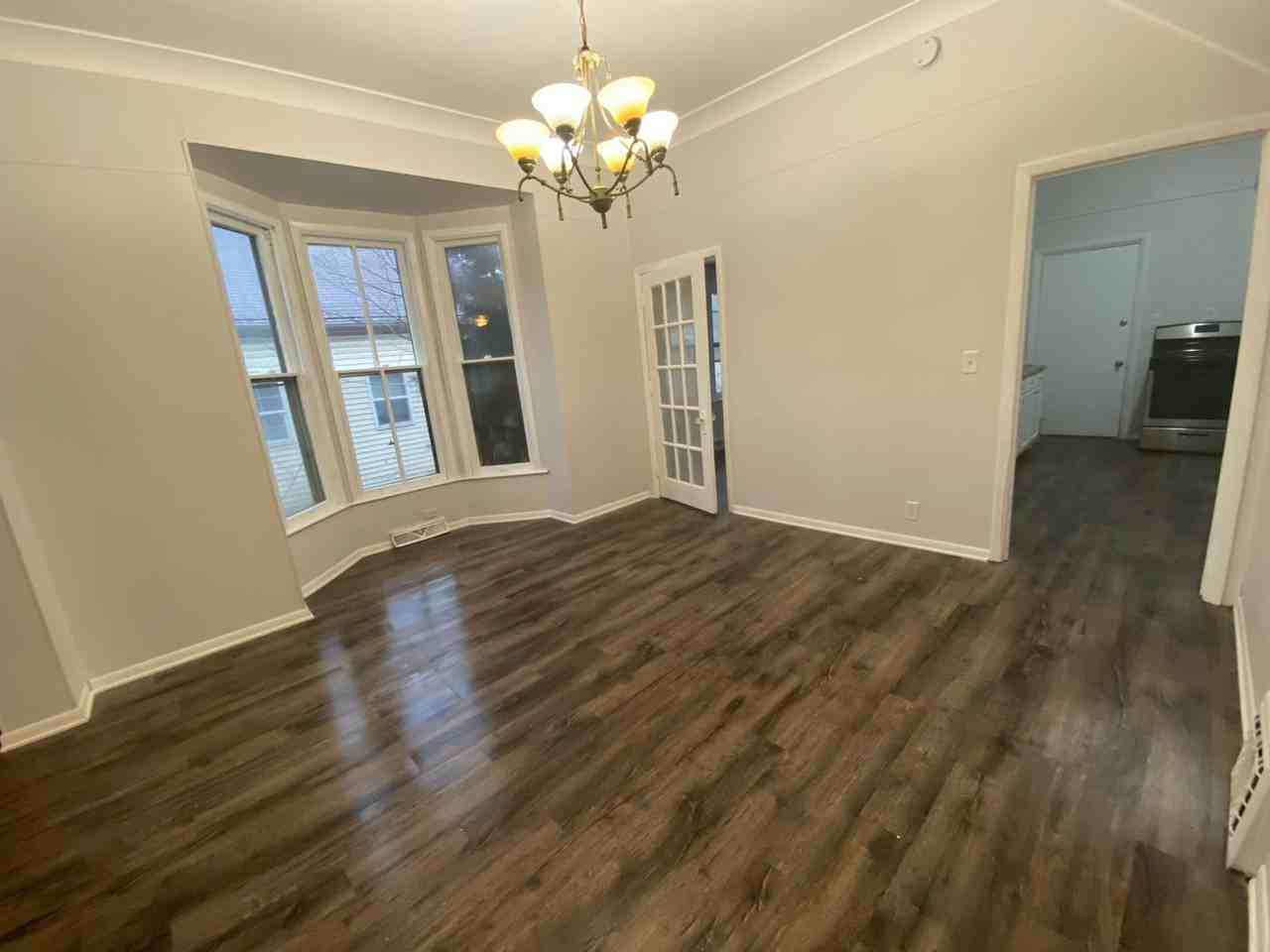 873 Desoto St - Photo 3 of 7