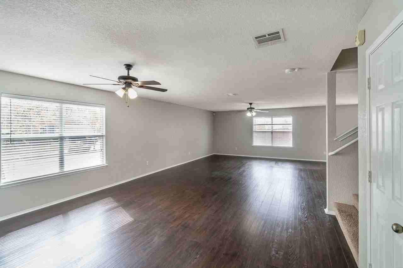 4956 Thorn Hollow Dr - Photo 6 of 25