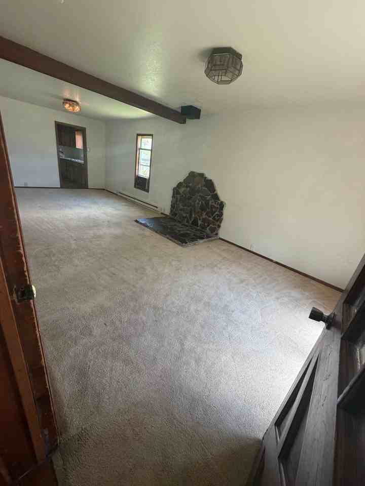112 E 1st St - Photo 3 of 9