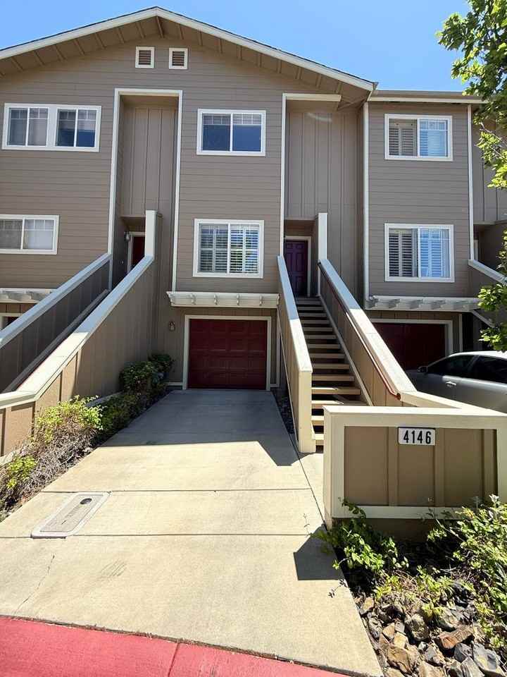 4146 Kathleen Denise Ln - Photo 2 of 17