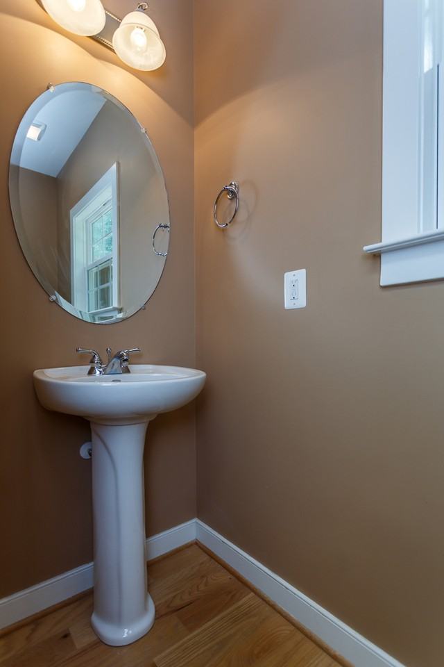 154 Brookwood Dr - Photo 6 of 33
