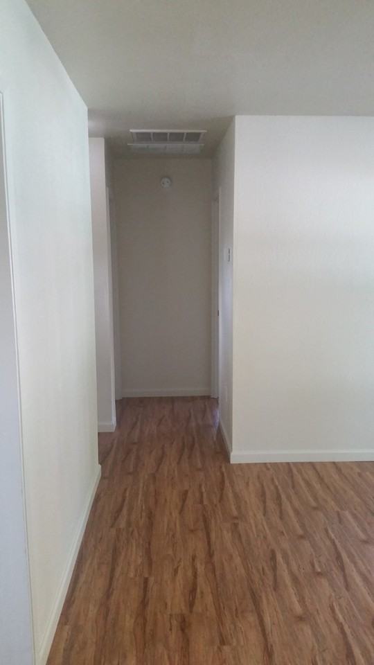 1399 Spruce St - Photo 3 of 6