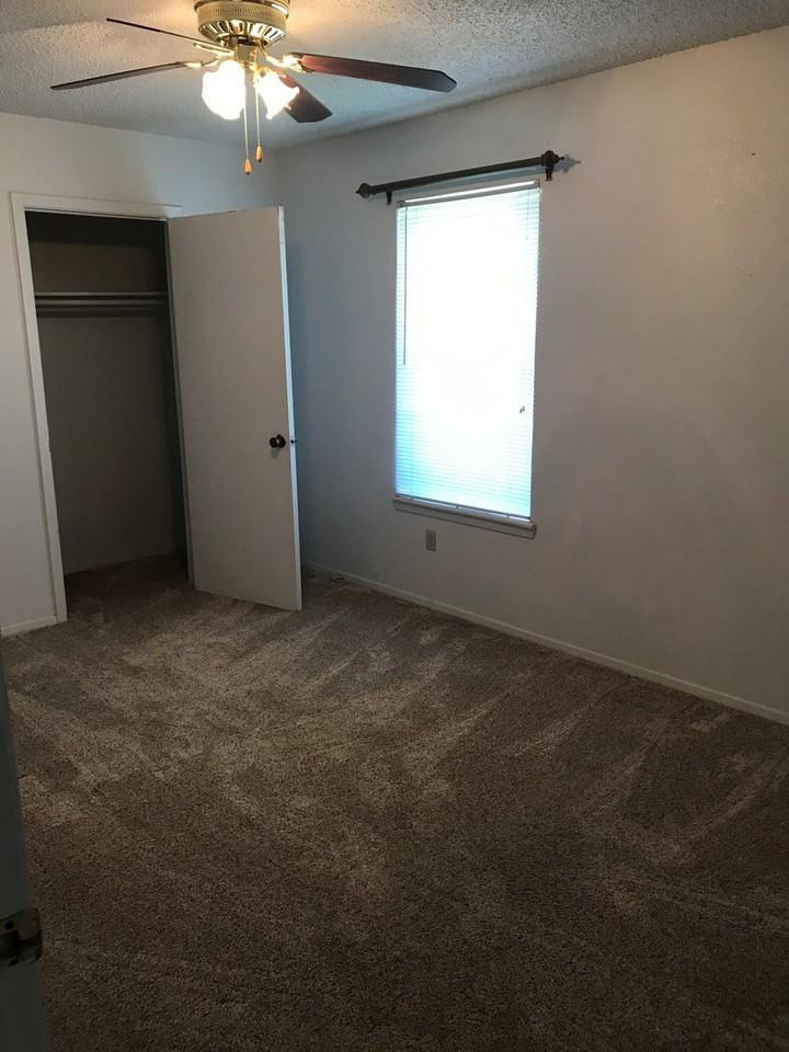 3717 Scranton Ln - Photo 5 of 10