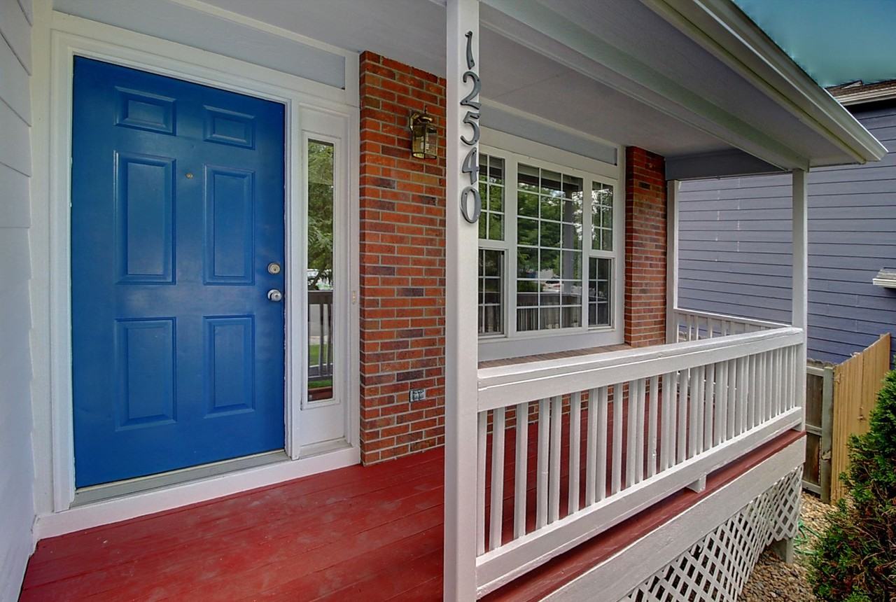 12540 Beach St - Photo 2 of 30