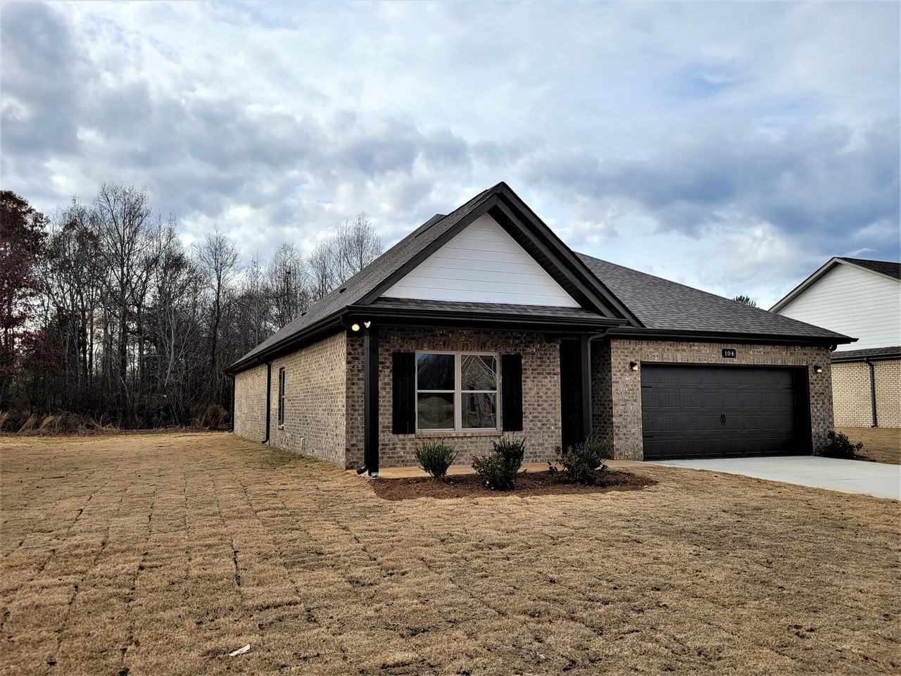 104 Flintlock Way - Photo 2 of 28