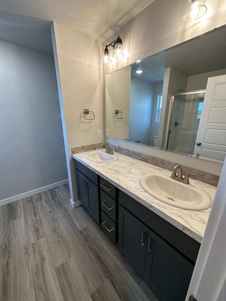 11320 W Teratai St - Photo 5 of 12