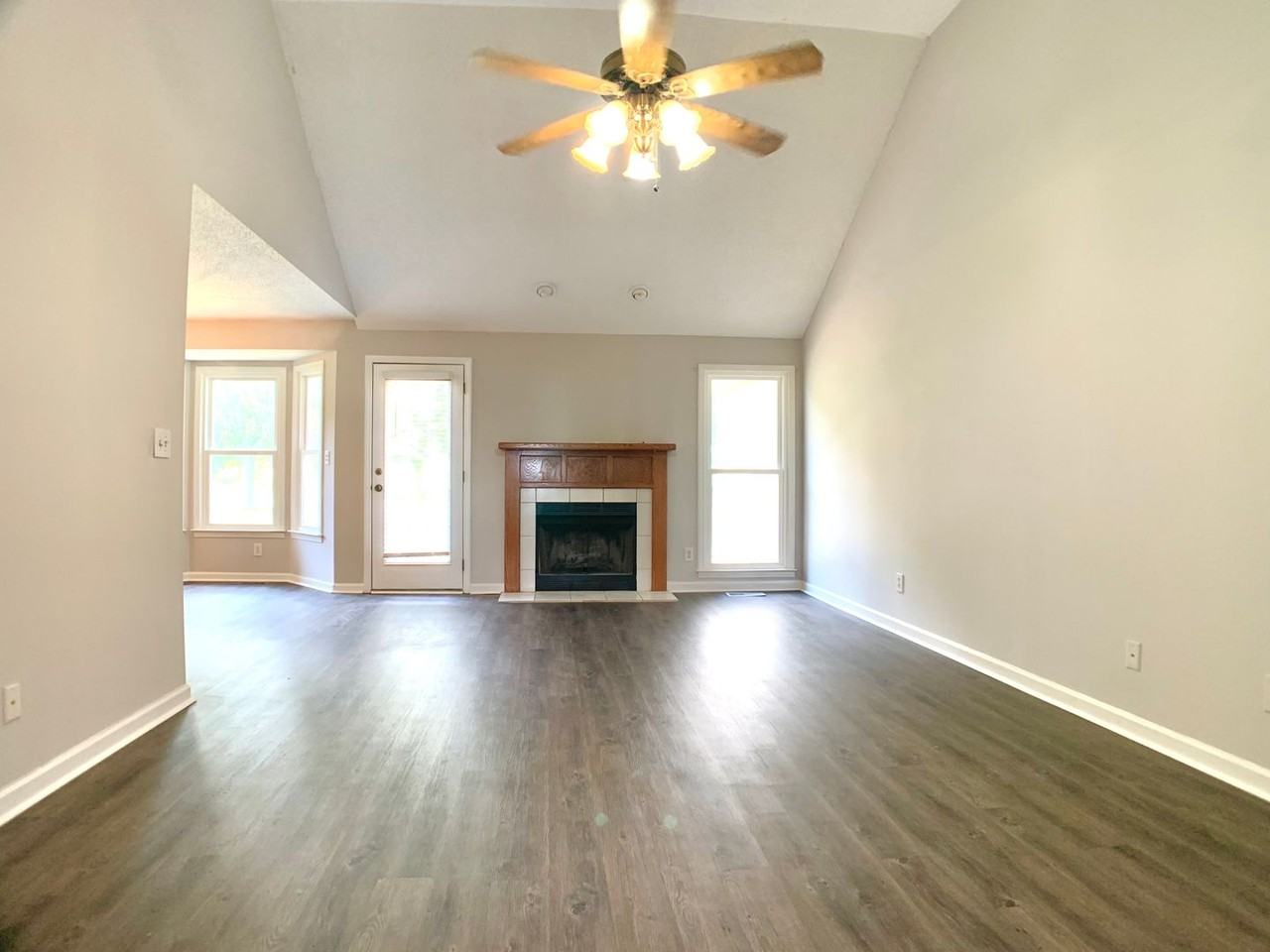 315 Harold Dr - Photo 5 of 29