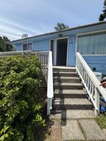 featured image of 2368 Pacific Ave