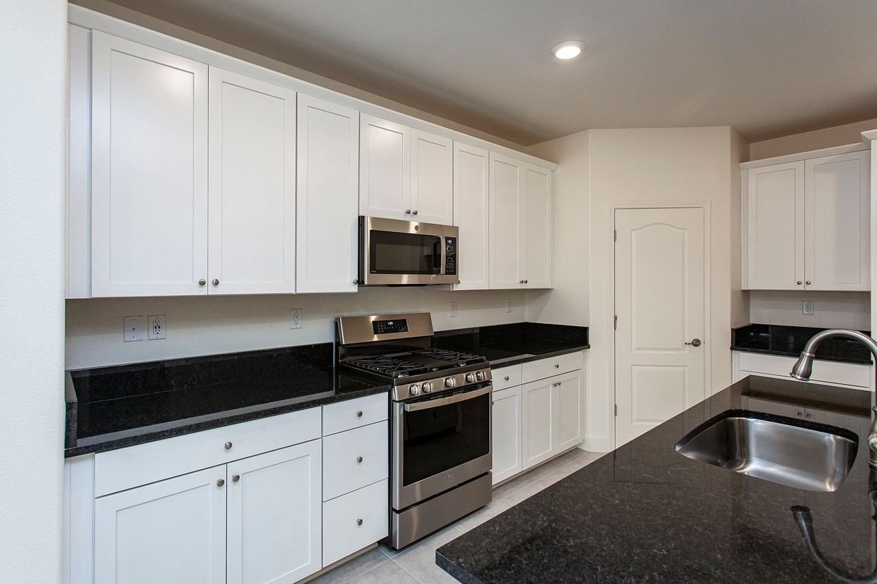 1260 Grey Owl Dr - Photo 6 of 27