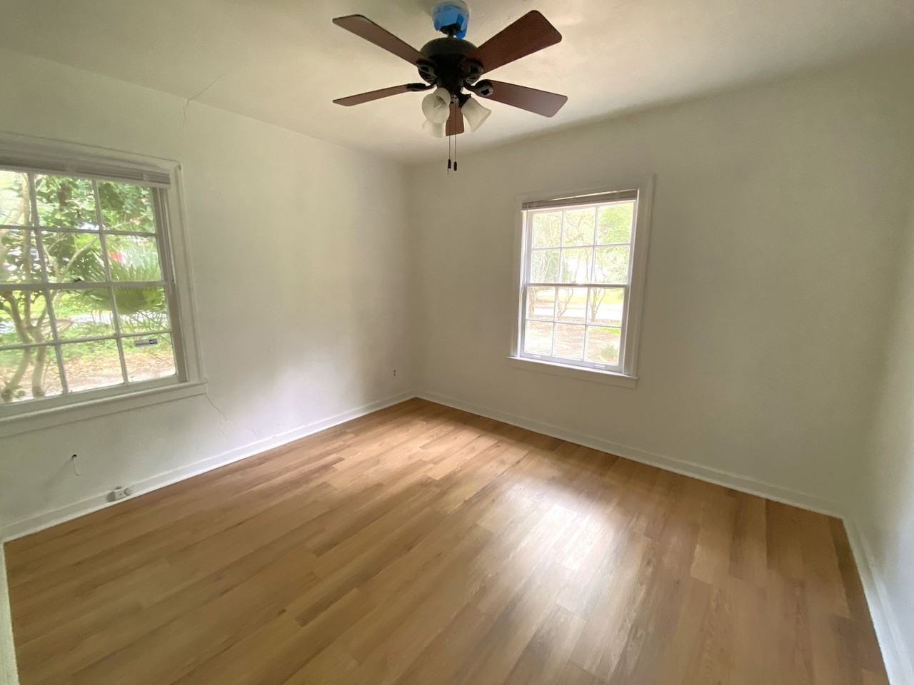 2717 Nw 1st Ave - Photo 4 of 7