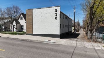featured image of 838 W Center St