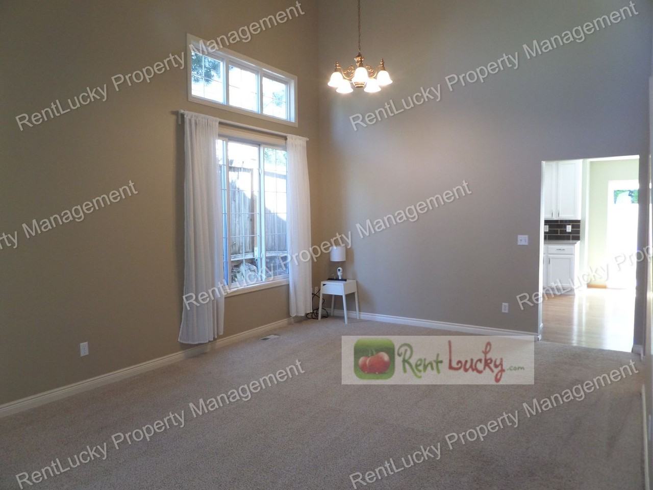 27815 Ne 149th Ct - Photo 2 of 25