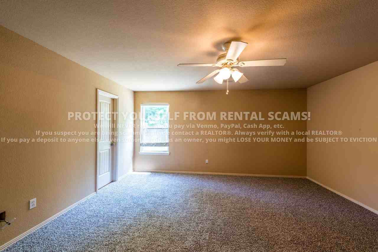 4334 W Pecan St - Photo 7 of 14