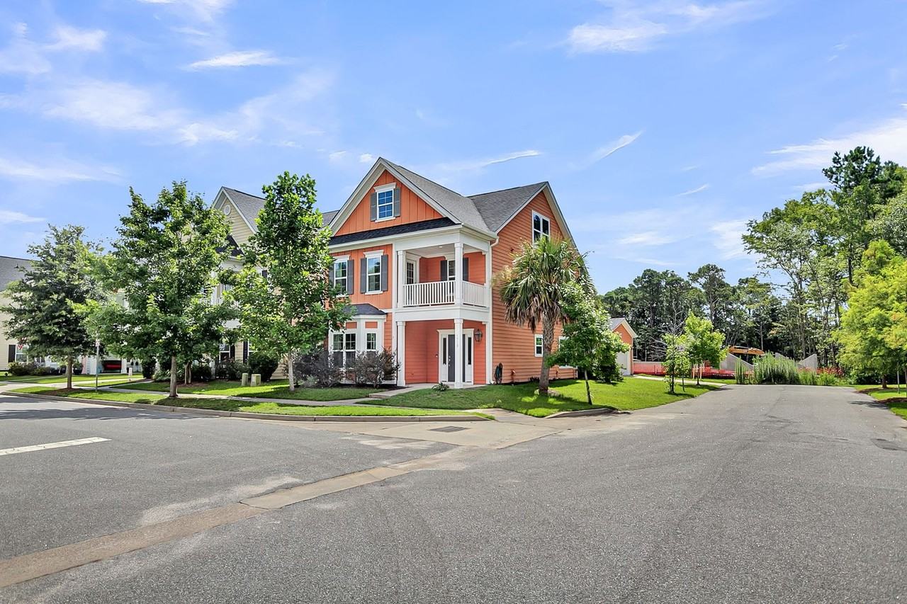 1718 Emmets Rd - Photo 2 of 50