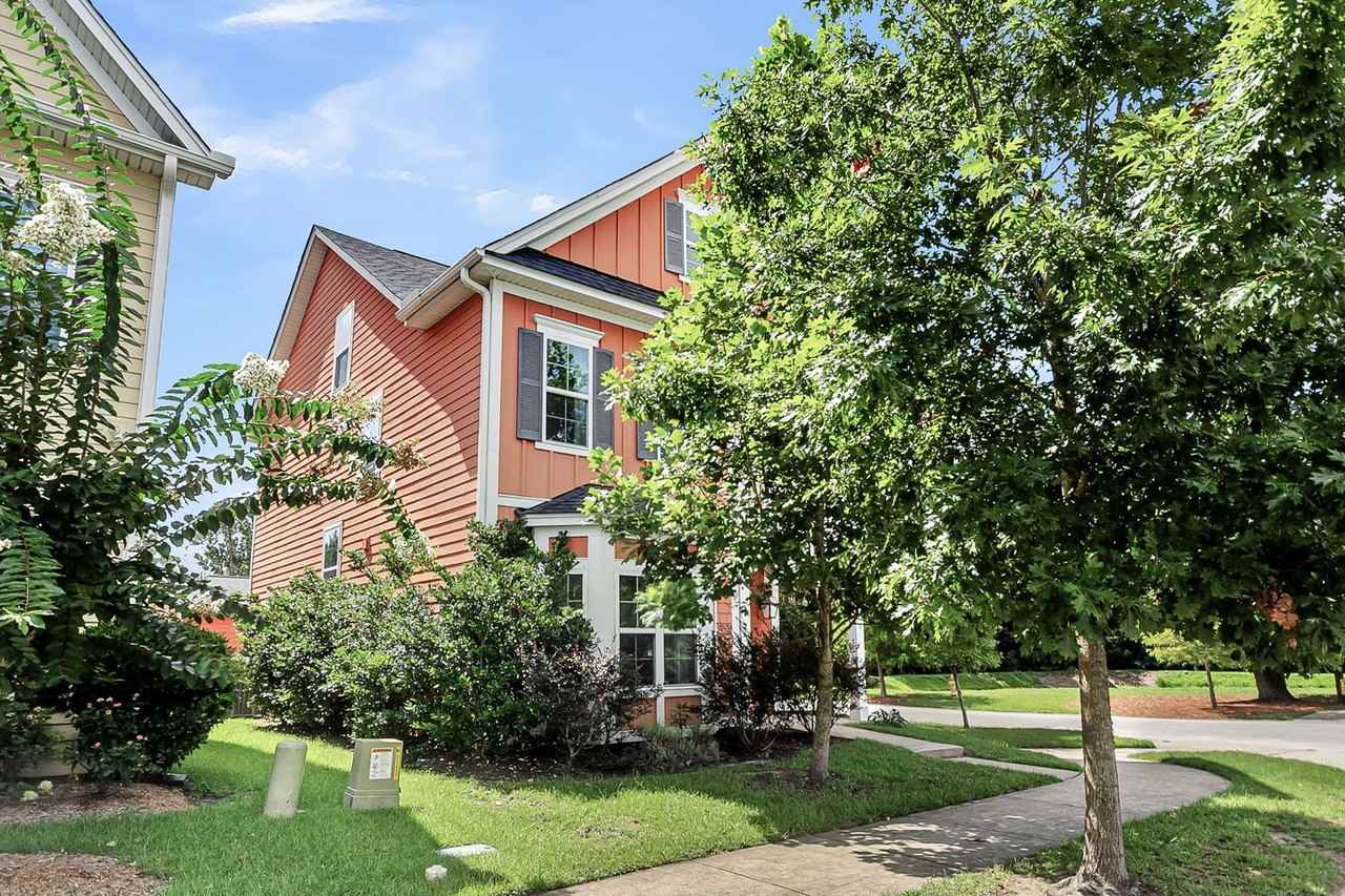 1718 Emmets Rd - Photo 3 of 50