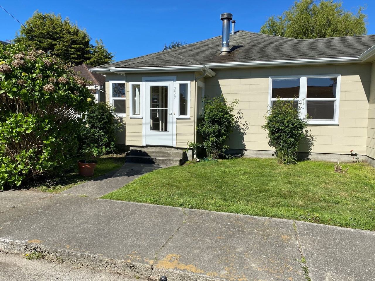 1239 Madison St - Photo 6 of 22