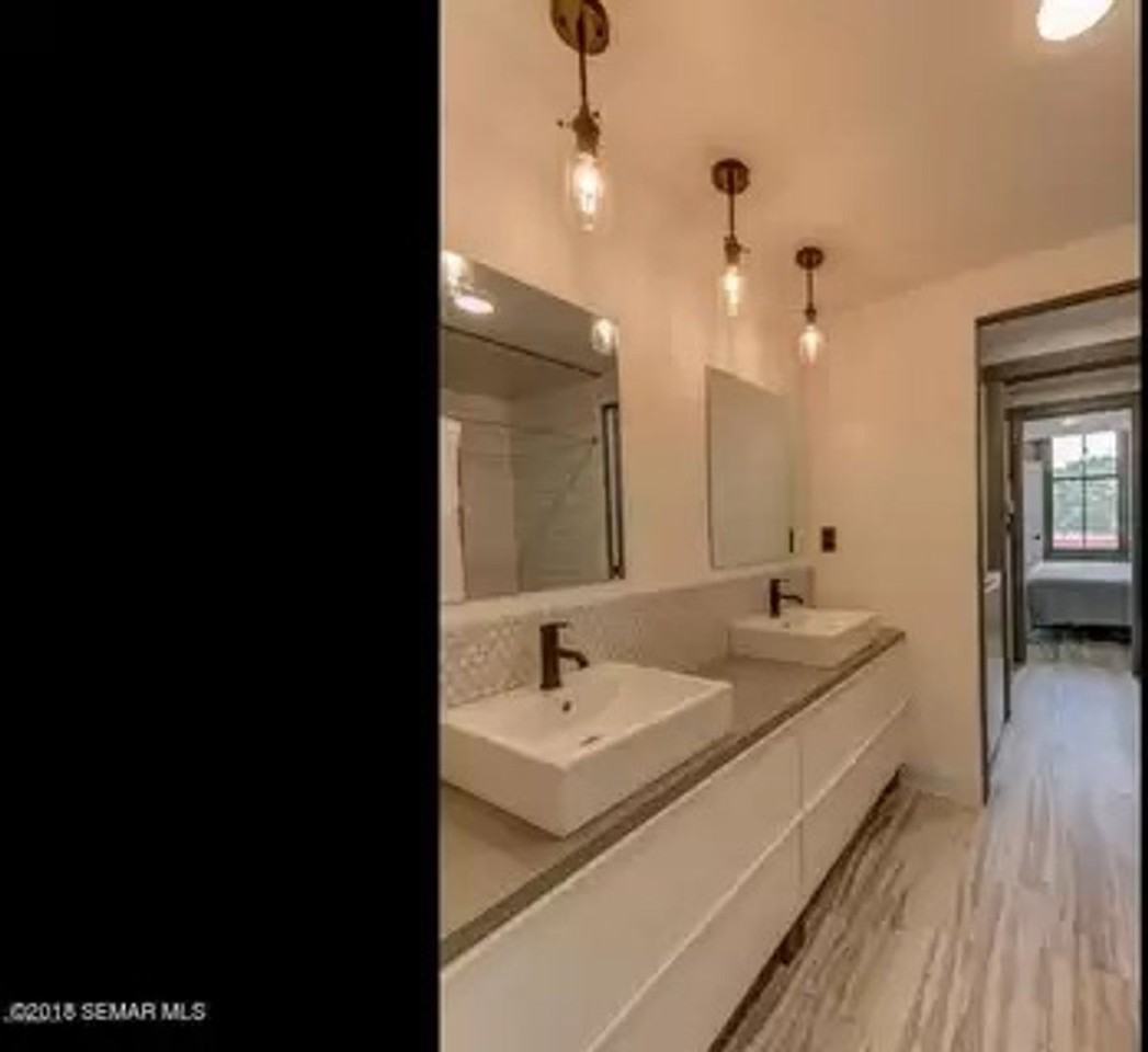 102 1/2 Main St N - Photo 6 of 13