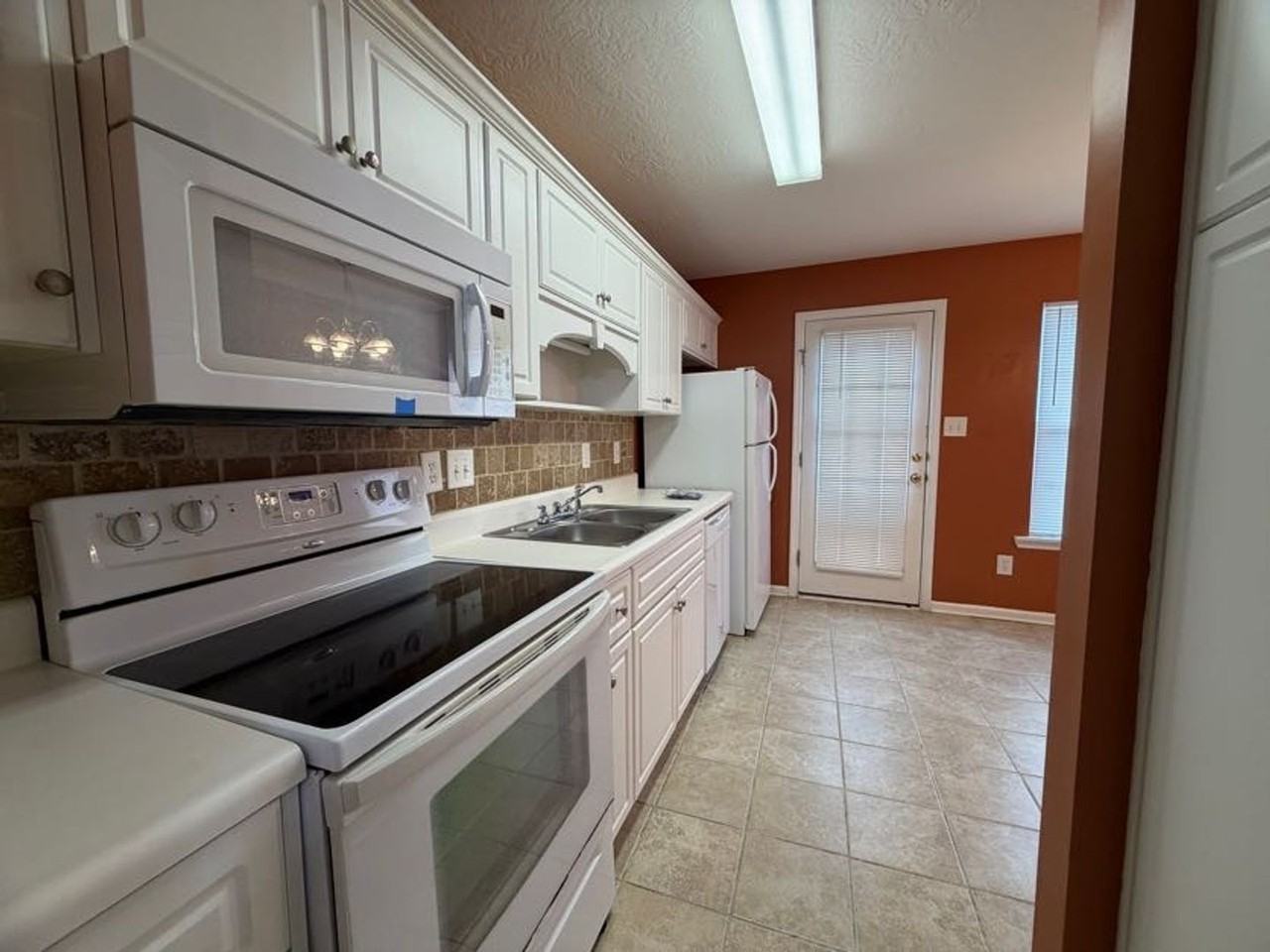133 Brandimere Dr - Photo 5 of 18