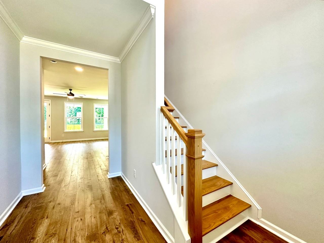 8692 Windsor Hill Blvd - Photo 4 of 27