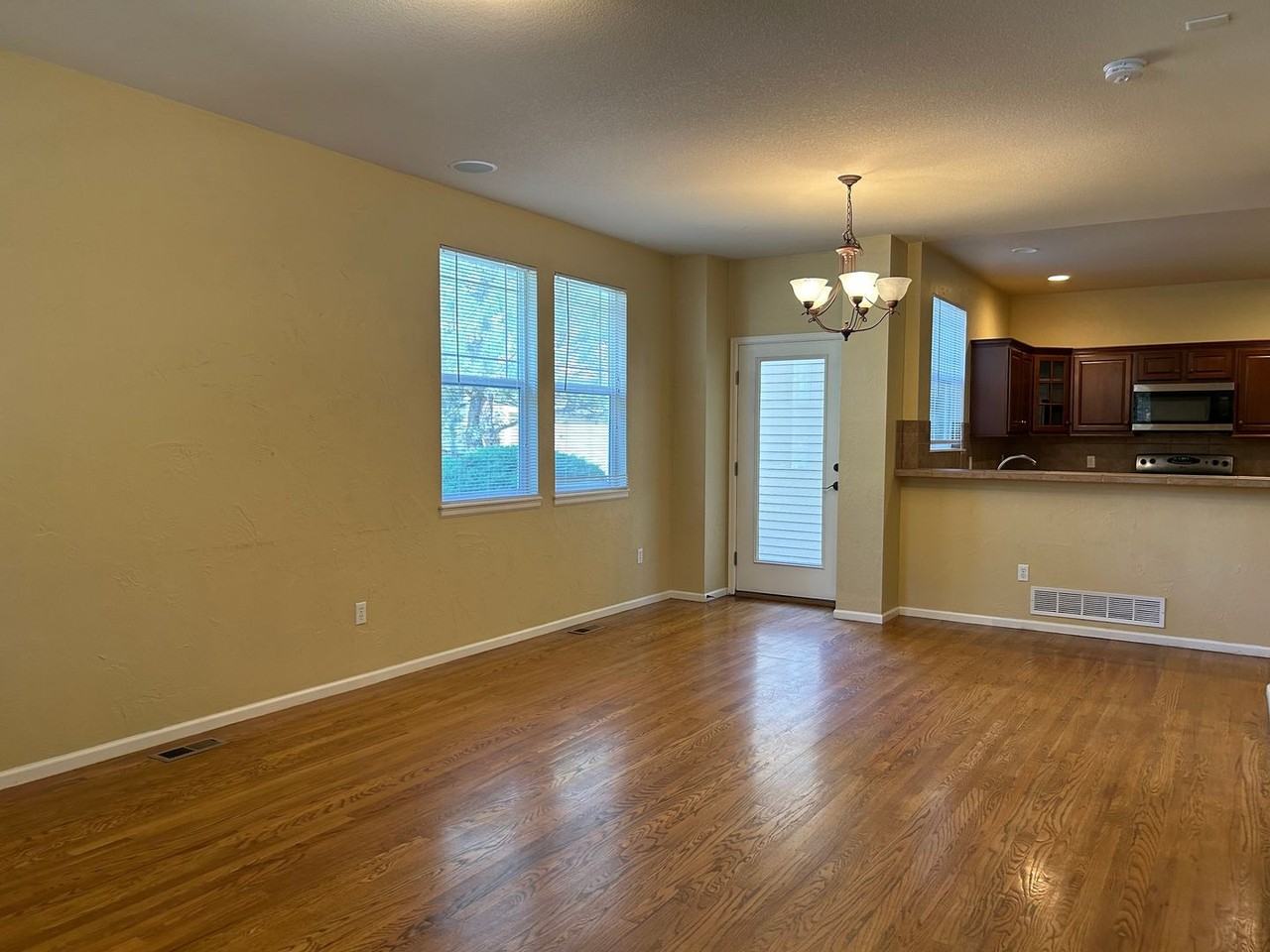 3902 Galileo Dr - Photo 2 of 15