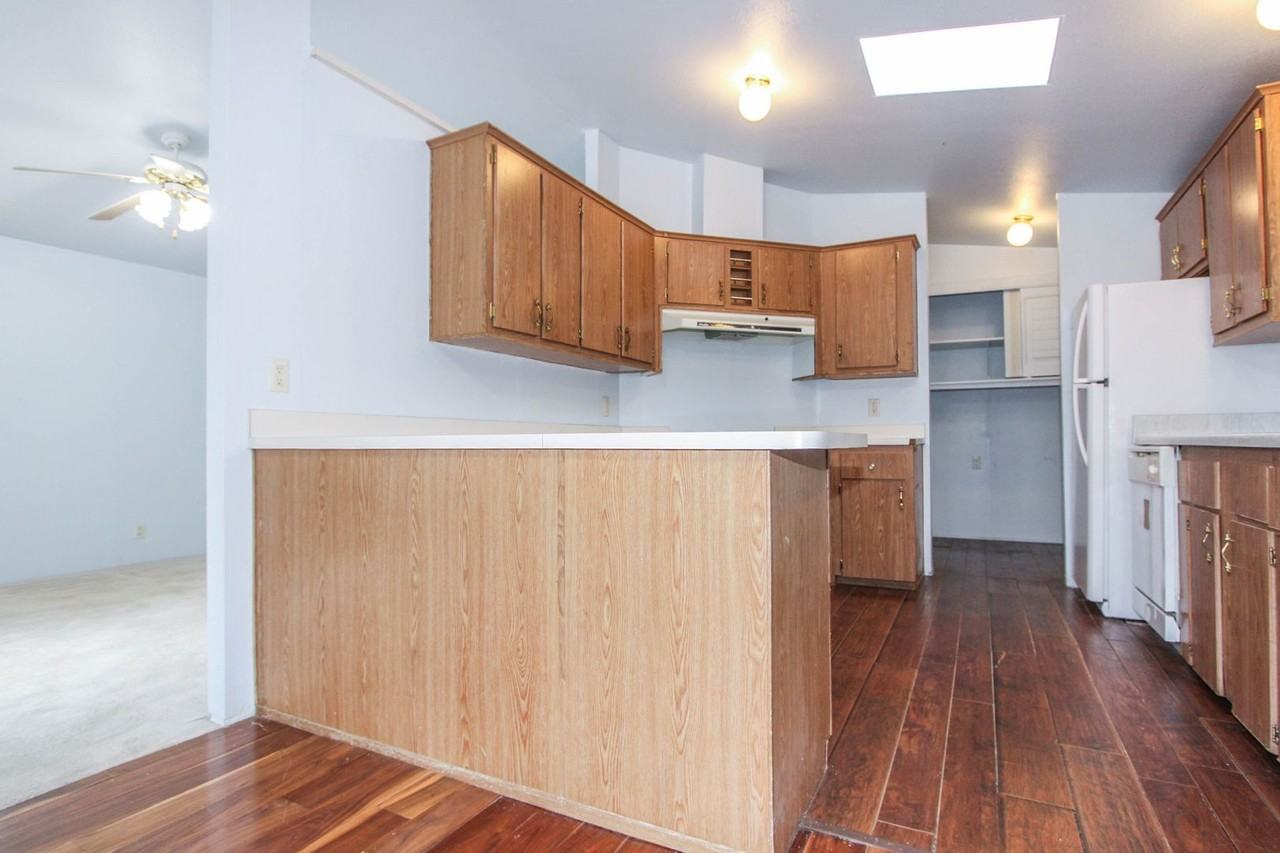 1401 Union Ln - Photo 5 of 16
