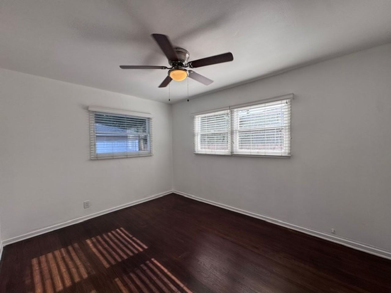 48 W Arbor St - Photo 6 of 9