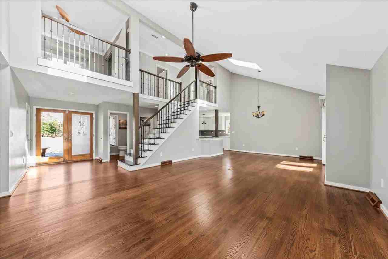 2051 Marsh Flower Ln - Photo 7 of 22
