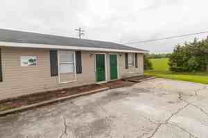 featured image of 708 W Cunningham Dr #2