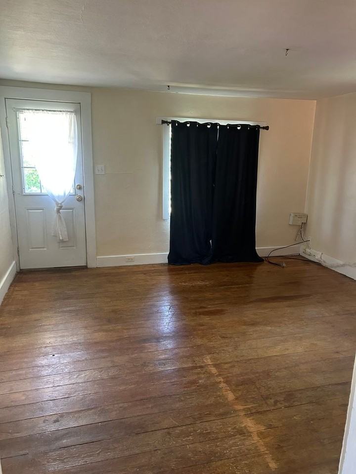 1007 Walker Ave - Photo 6 of 13