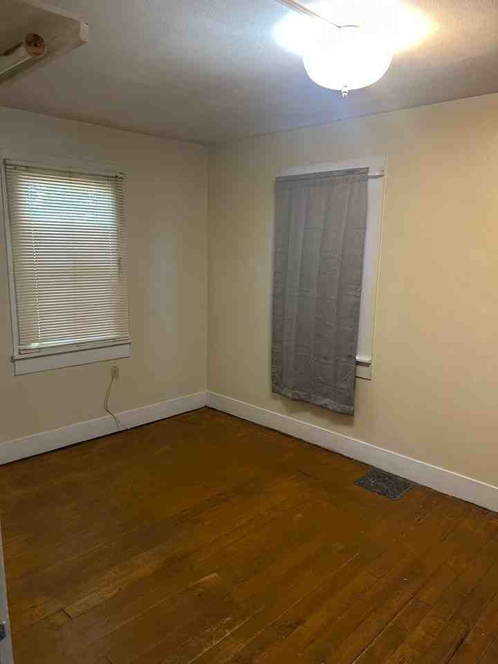 1007 Walker Ave - Photo 7 of 13