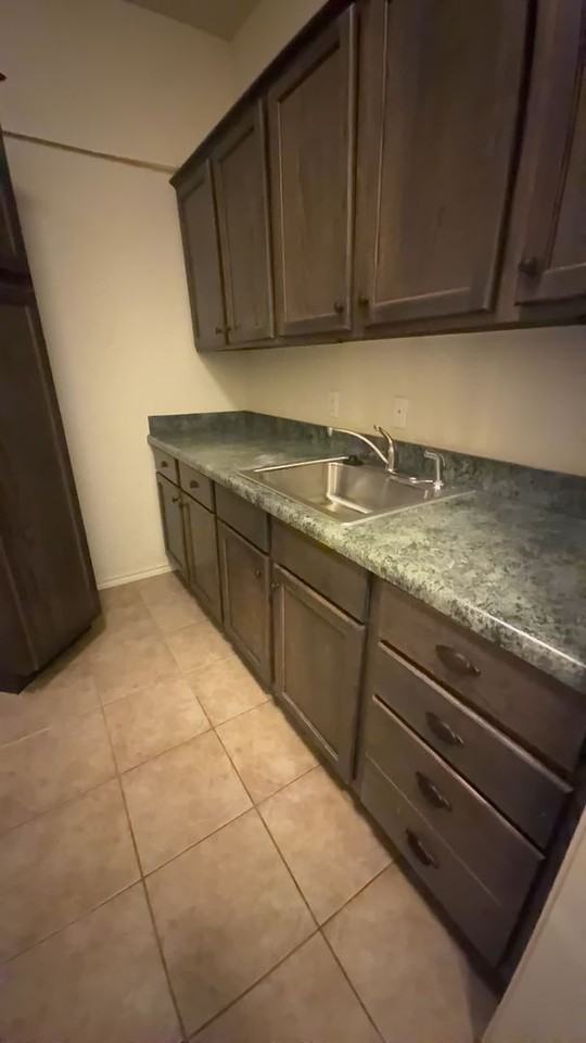 10100 Shadowview Dr - Photo 6 of 34