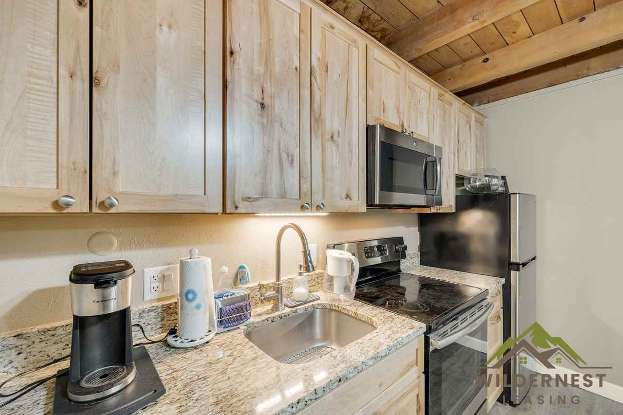 2200 Lodge Pole Cir - Photo 5 of 25