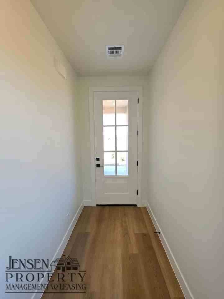 6115 S Cygnus Dr - Photo 4 of 28