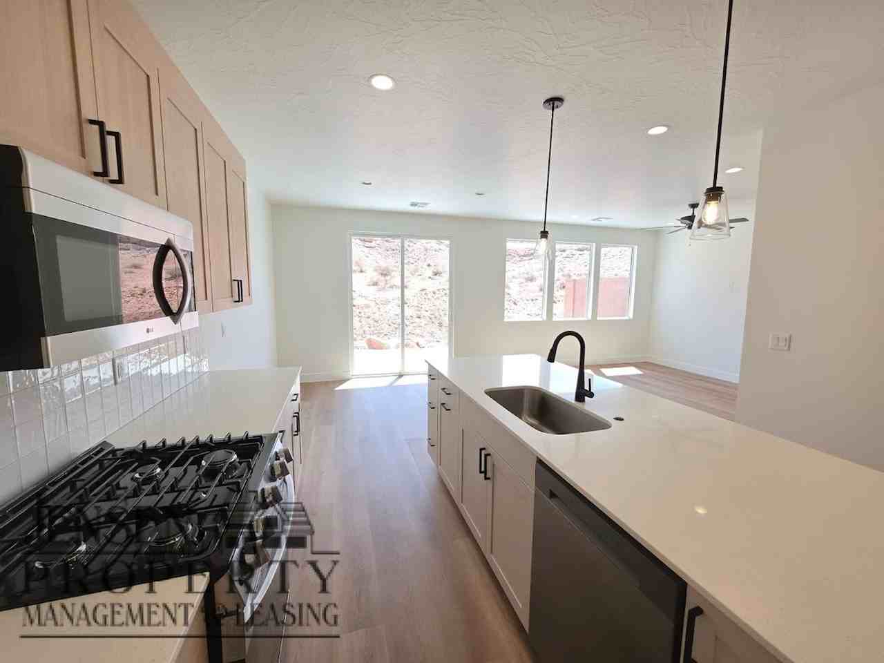 6119 S Cygnus Dr - Photo 7 of 32