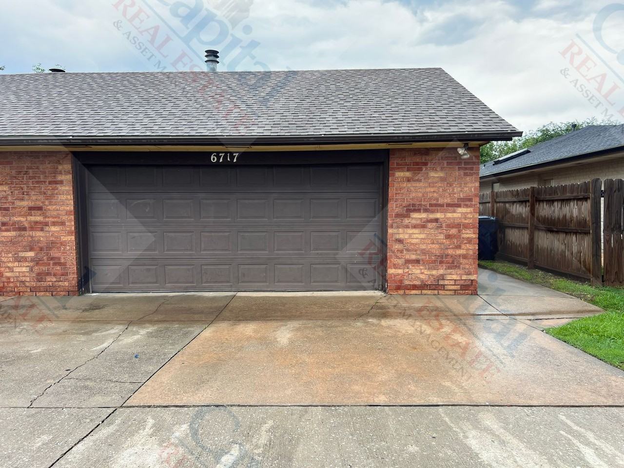 6717 W Britton Rd - Photo 3 of 42