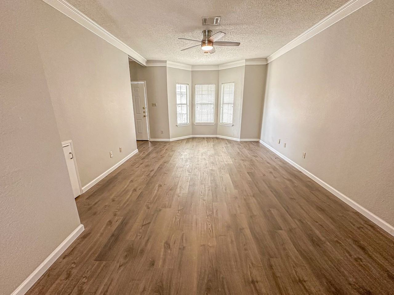 1311 Speight Ave - Photo 4 of 18