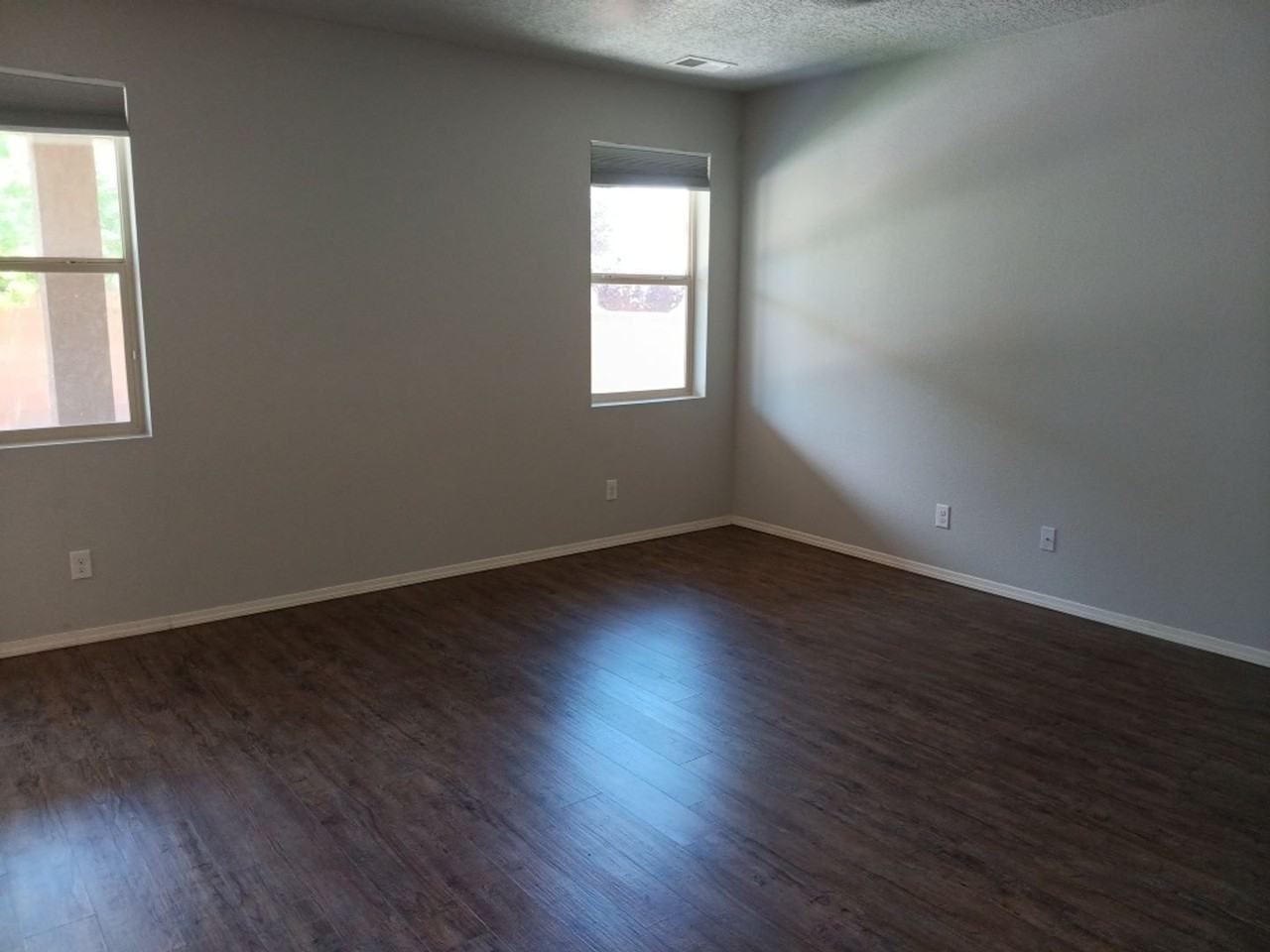8800 Globe St Nw - Photo 5 of 22