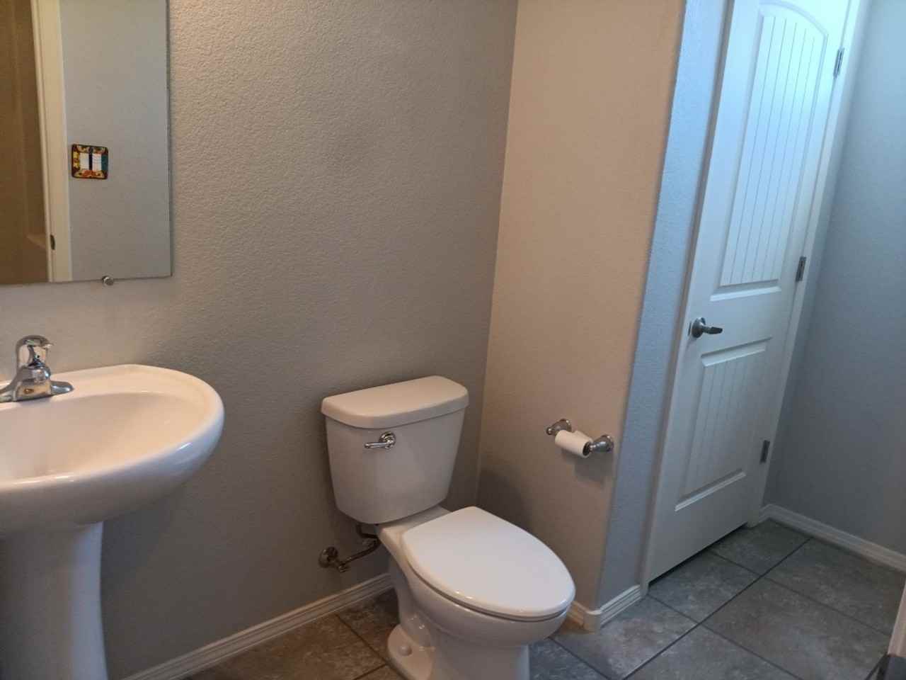 8800 Globe St Nw - Photo 7 of 22