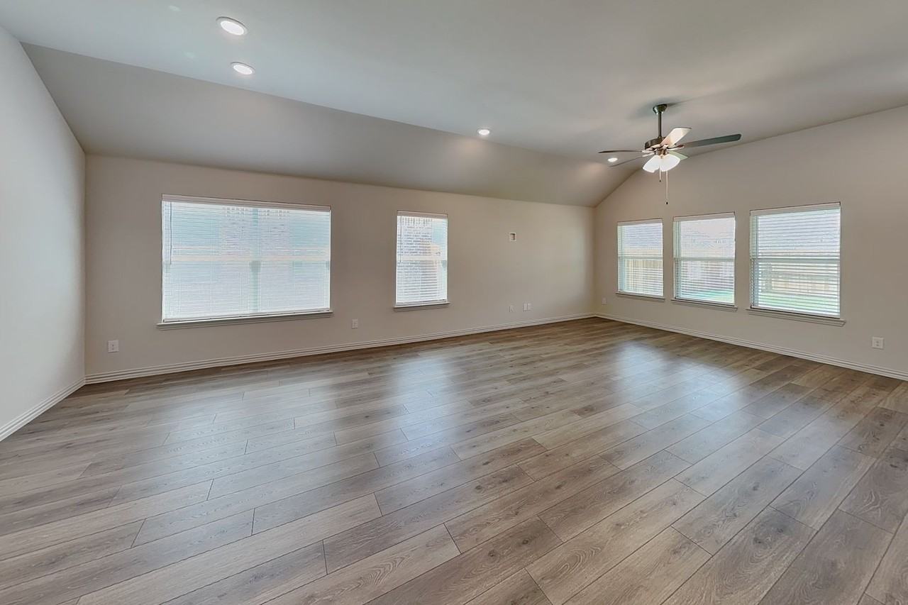 4932 Water Lily Ln - Photo 4 of 19