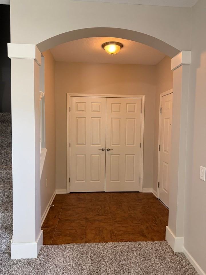 2995 Woodland Ave - Photo 4 of 15