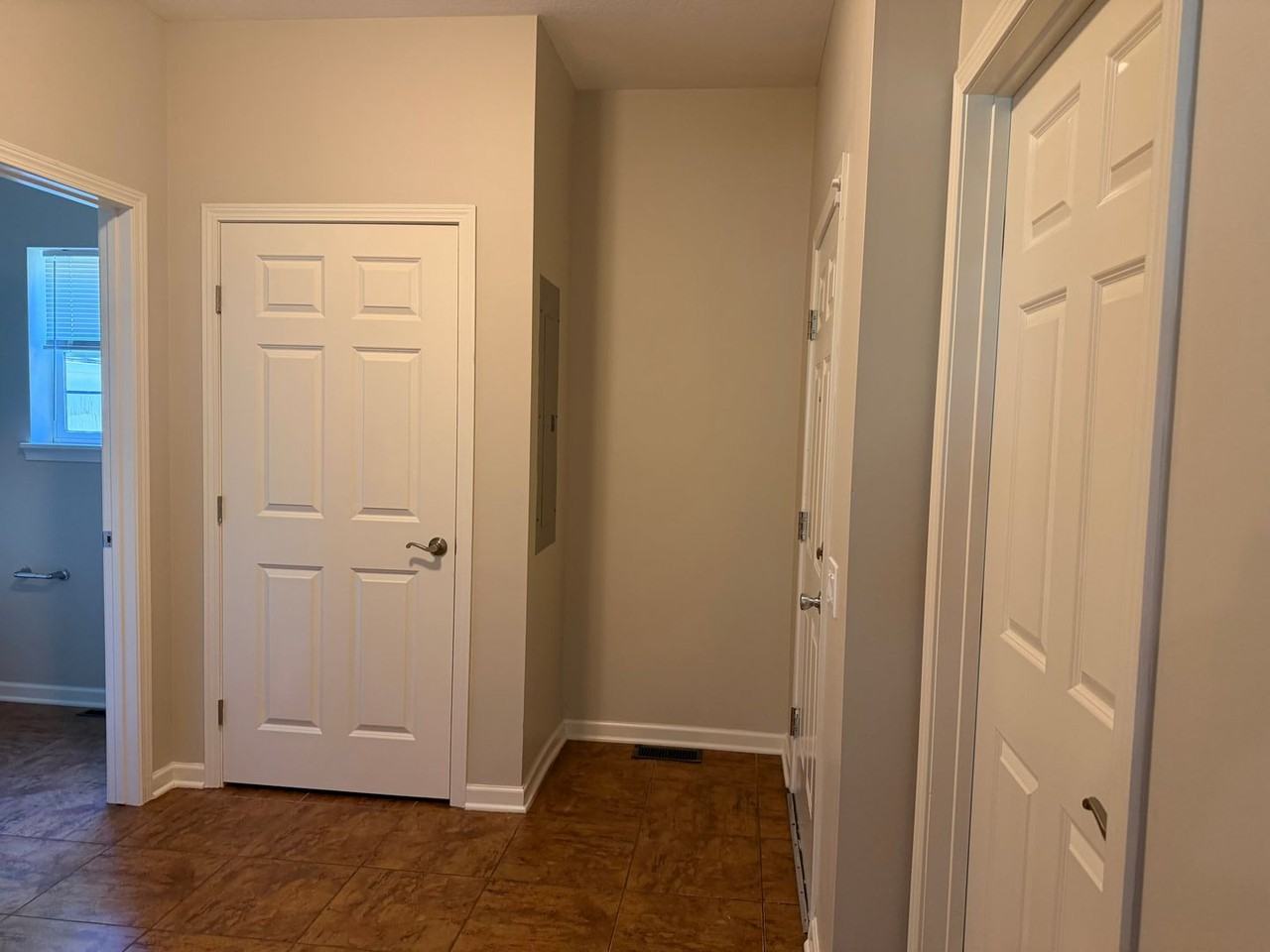 2995 Woodland Ave - Photo 6 of 15