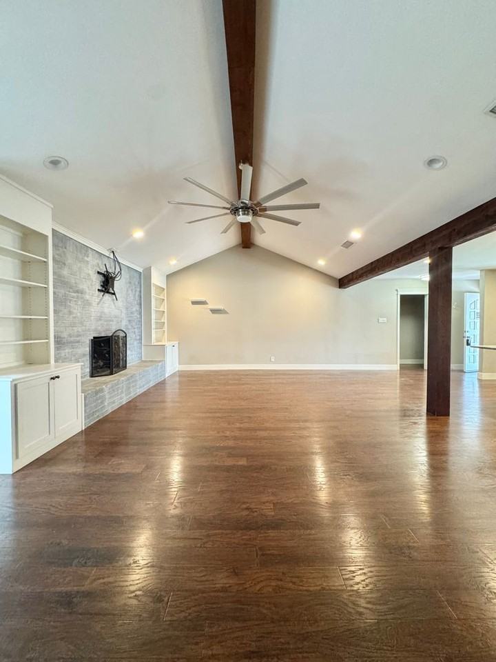 3330 Briargrove Ln - Photo 3 of 29