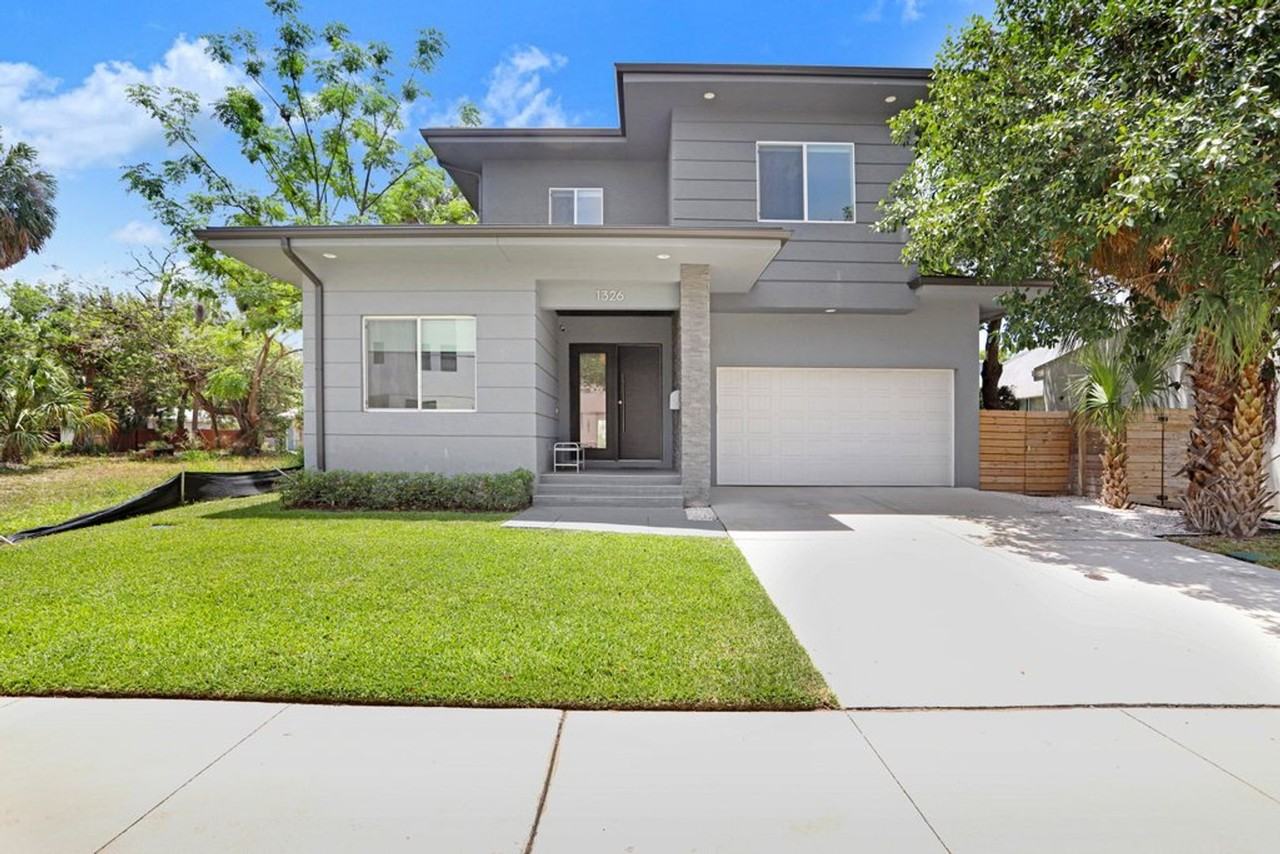 1326 W Fig St - Photo 2 of 47
