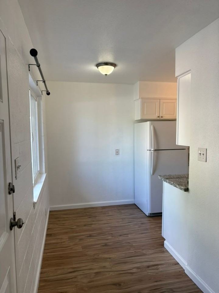 404 Highland Ave - Photo 7 of 10