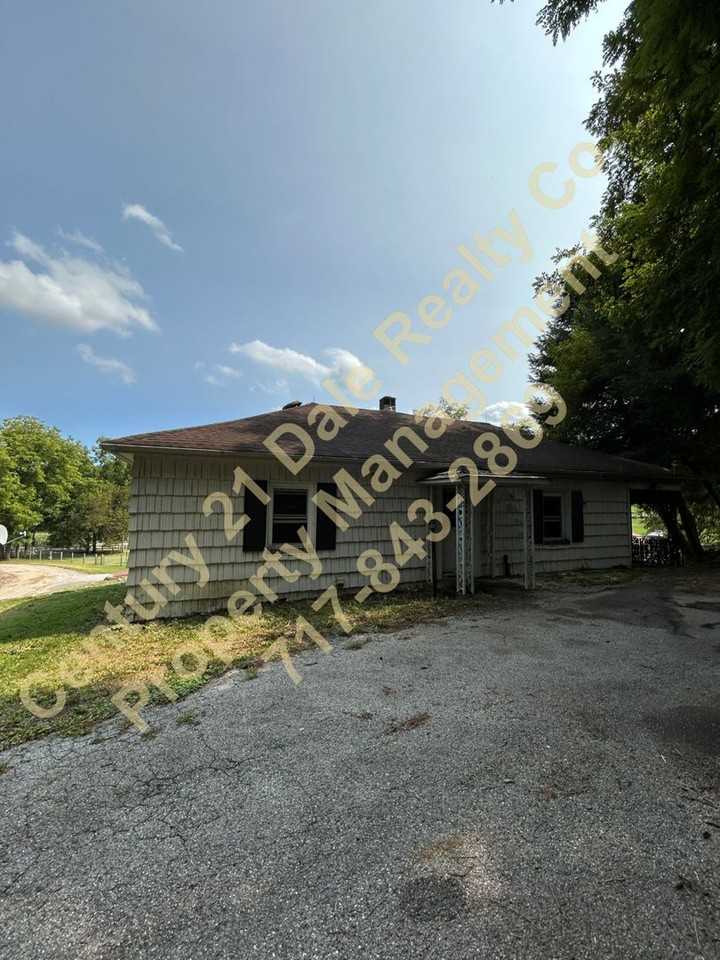 868 Ridge Rd - Photo 4 of 22