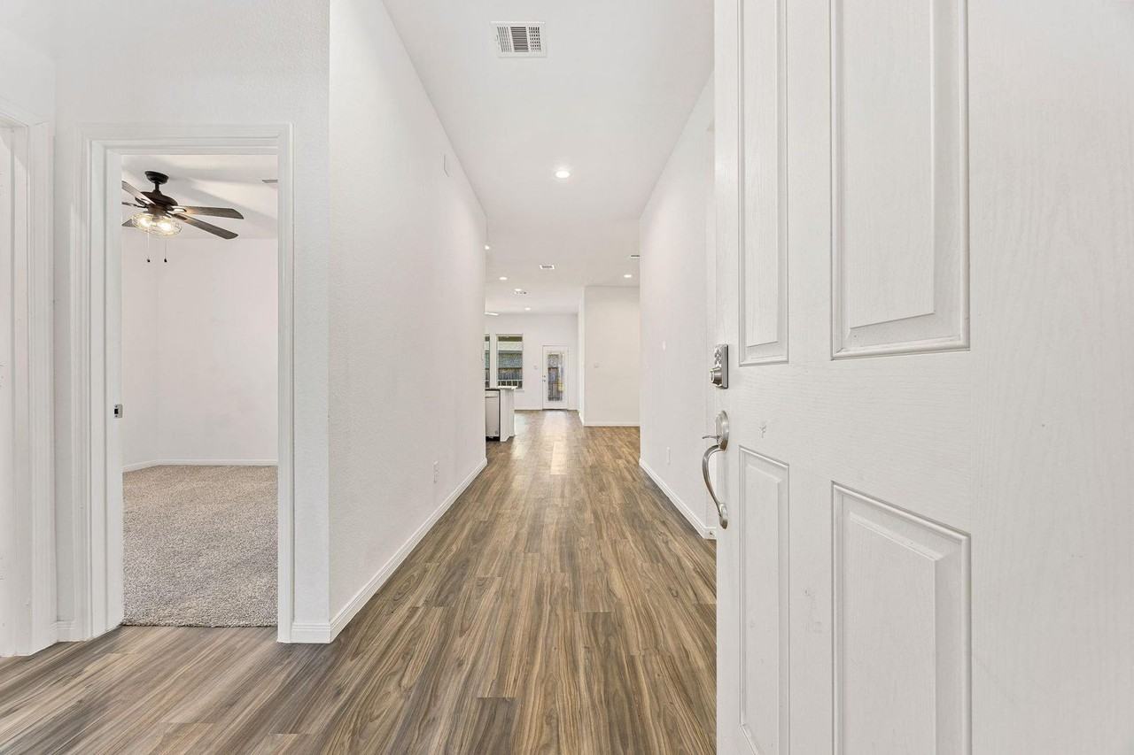 907 Youth Water Rd - Photo 2 of 40