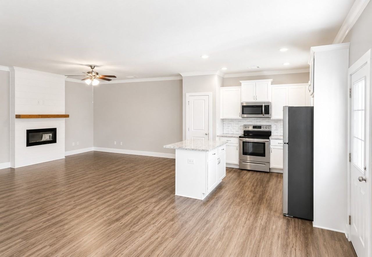 110 Mcallister Rd - Photo 3 of 13