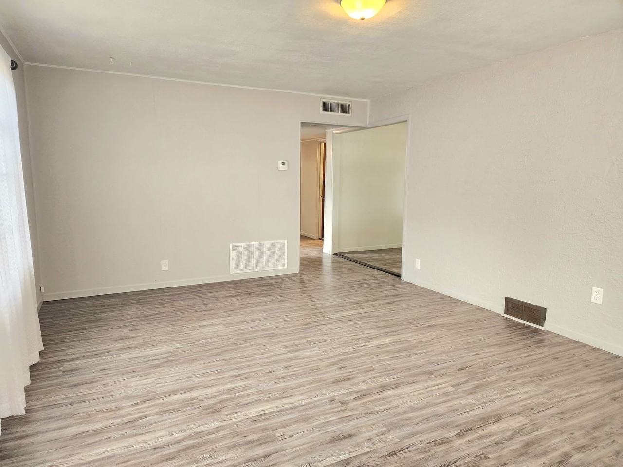 124 New Mexico Dr - Photo 6 of 31